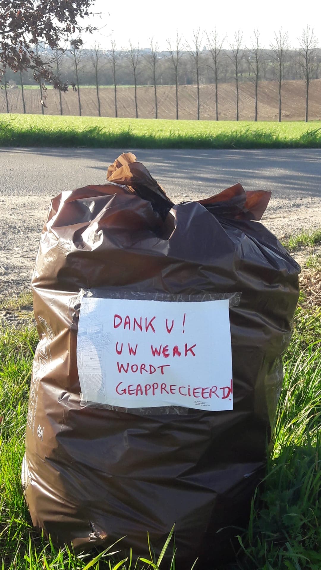 Toon jullie steun aan alle afvalophalers en -verwerkers