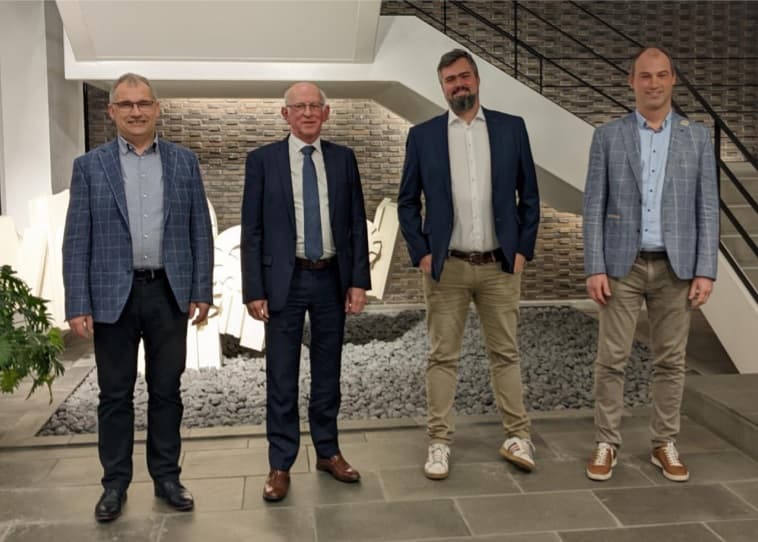 Rachat par la direction et changement de conseil  d'administration dans le groupe MOL